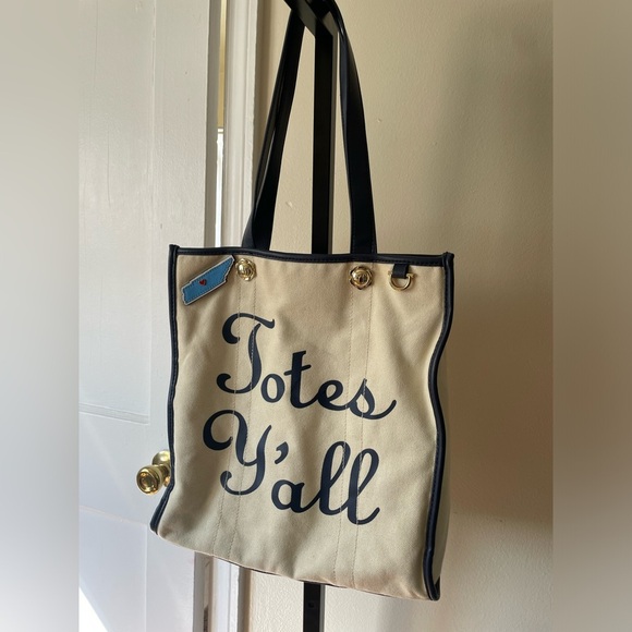Draper James|| Totes Y’all Tote bag, Leather and canvas bag, With Tennessee Pin - Picture 2 of 13